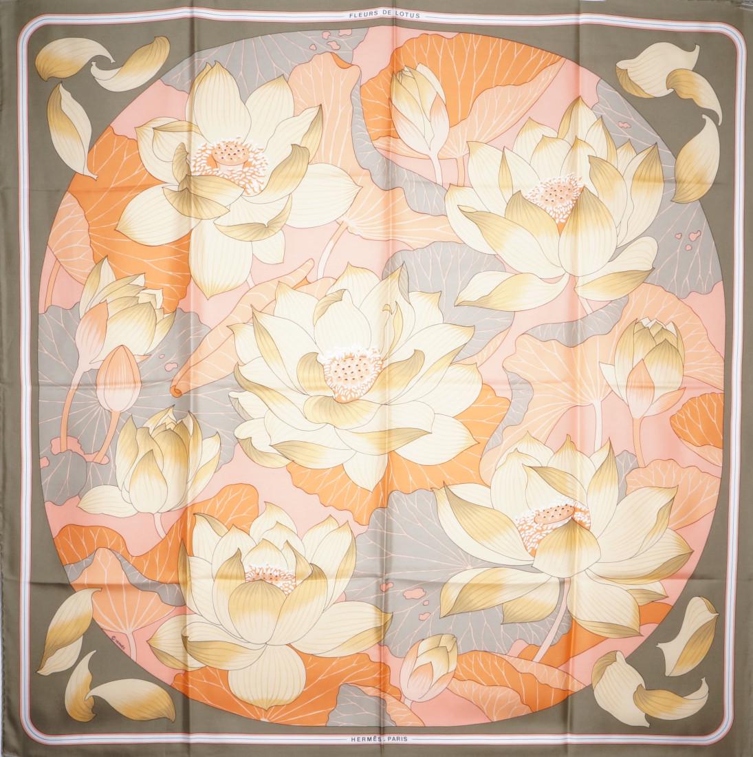 Hermes Scarf/Foulard - Fleurs De Lotus - Excellent condition (1 of 11)