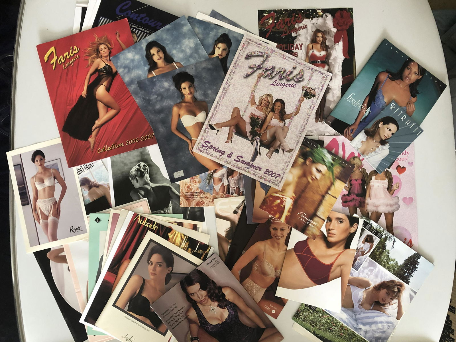 Lingerie vintage catalogs, magazines, photos (1 of 1)