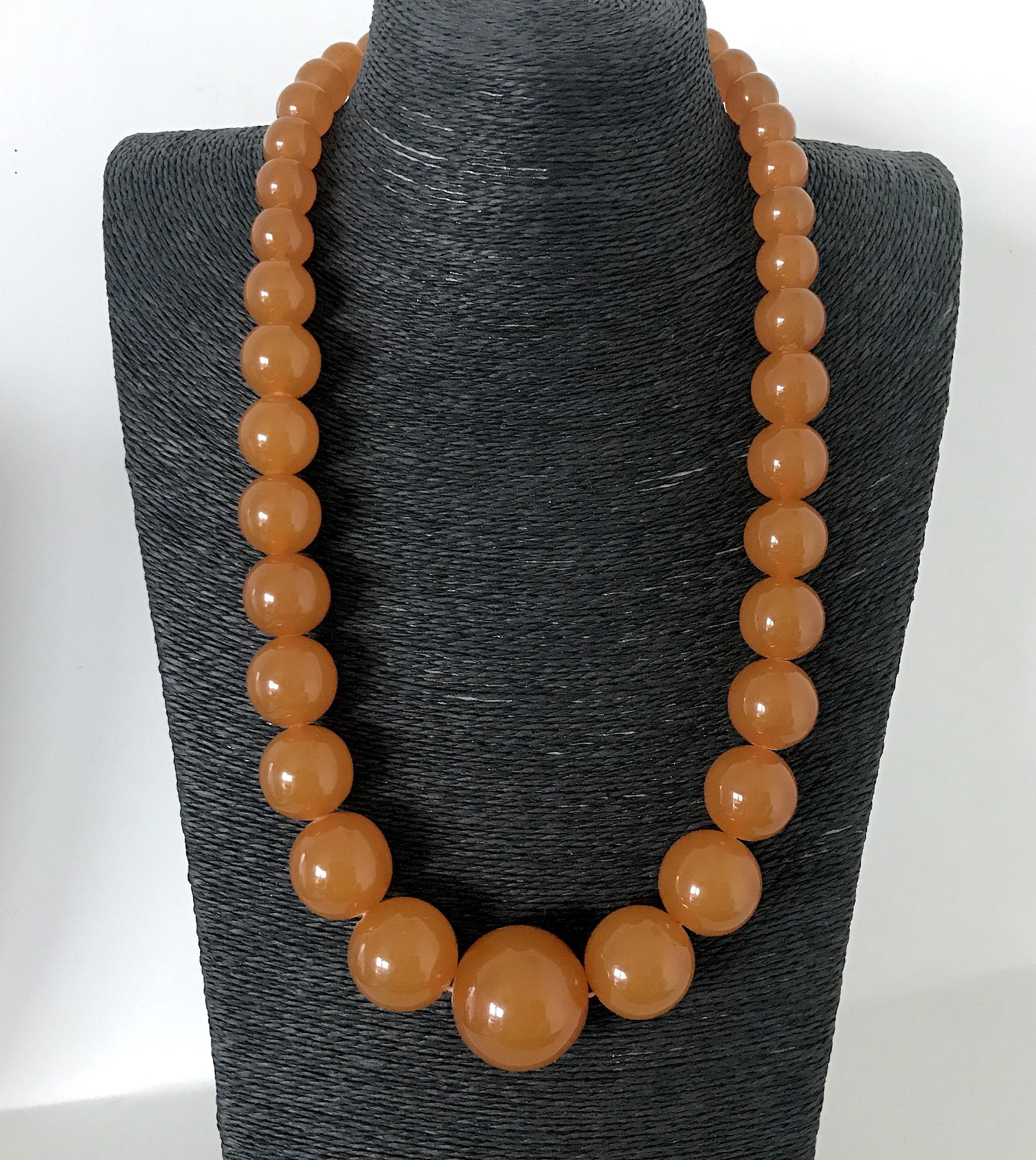 Marvellous Amber Necklace made from Round Amber beads (1 of 9)