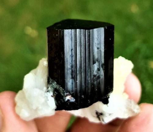 Black Tourmaline With Feldspar - 58.5 Grams: Title: Black Tourmaline With Feldspar - 58.5 Grams Gemstones: Mineral Carat Weights: 58.5 Grams Reserve: $40.00 Shipping: Domestic: Flat-rate of $23.00 to anywhere within the contiguous U.S. Internati