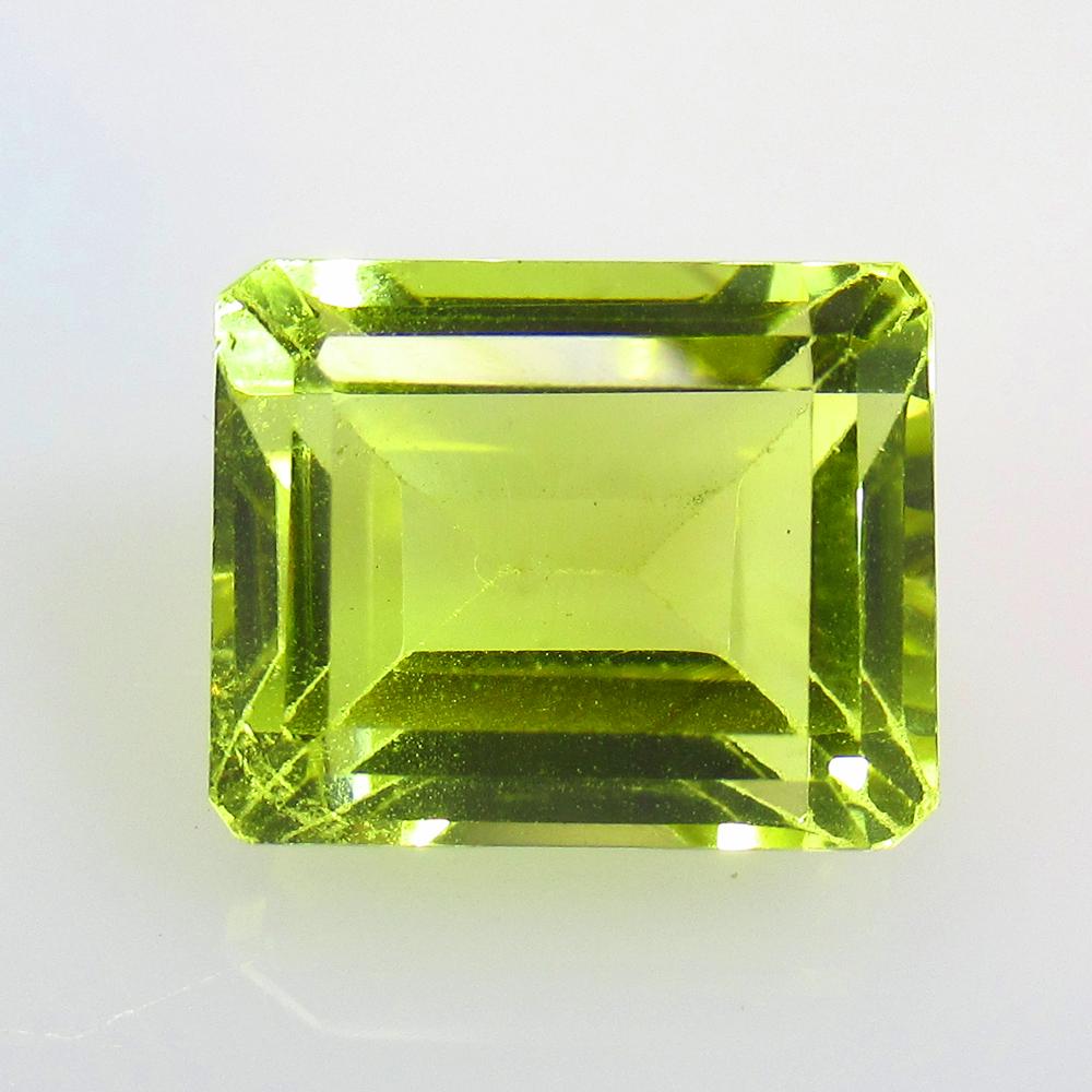 7.54 Ctw Natural Lemon Quartz Octagon Cut: No Reserve! Title: 7.54 Ctw Natural Lemon Quartz Octagon Cut Stone Clarity: VVS Gemstones: Natural Lemon Quartz Carat Weights: 7.54 Size/Dimensions: 12.00 x 9.80 x 7.90 mm Additional Information: Top 