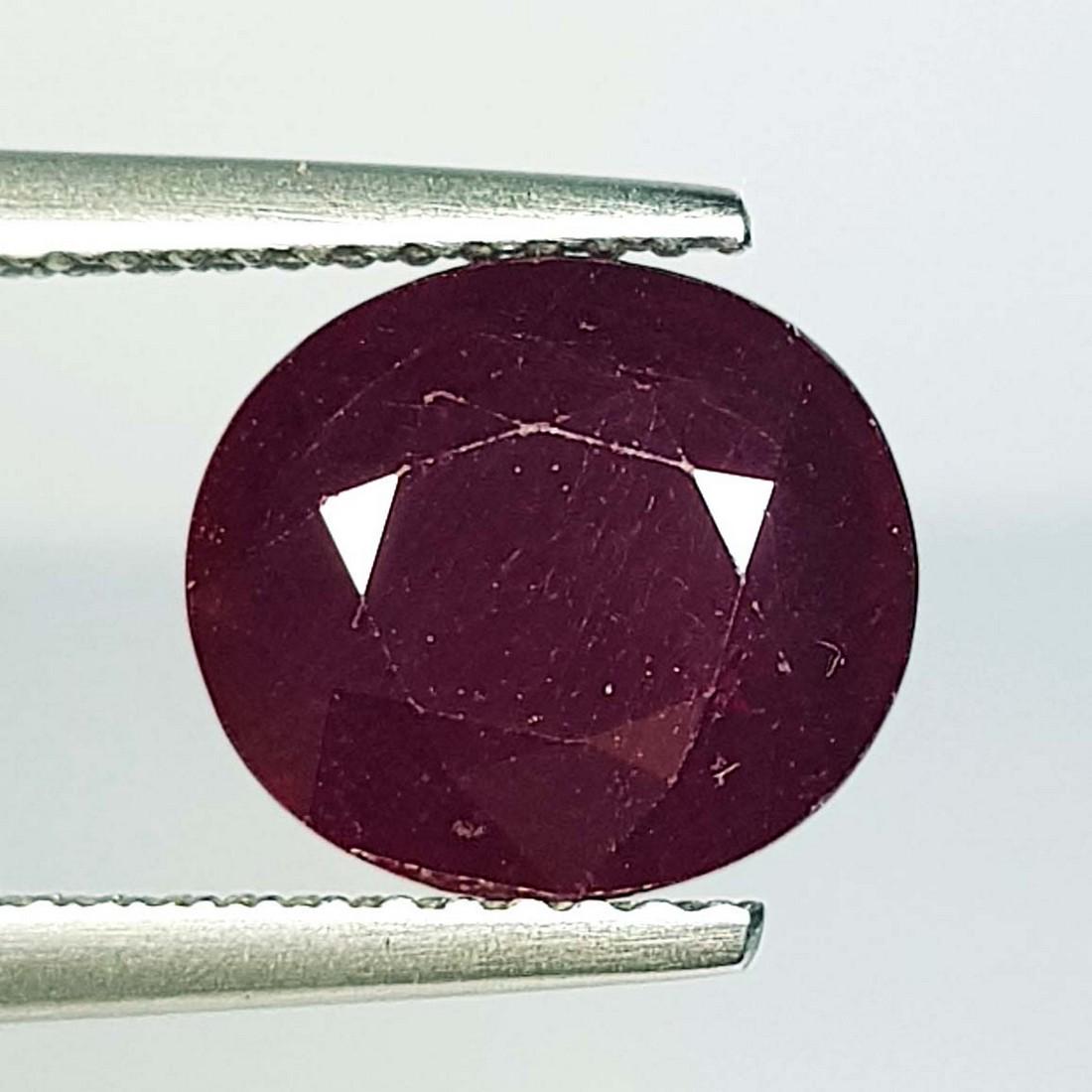 4.55 Ct  Natural Ruby Oval Cut (1 of 2)