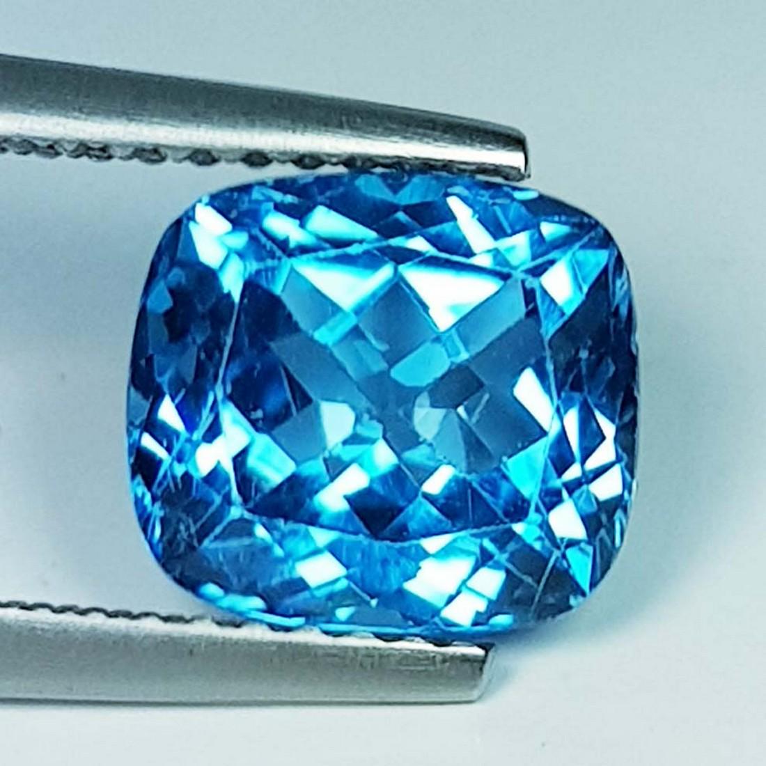 Natural Super Swiss Blue Topaz Cushion Cut 3.04 ct (1 of 5)