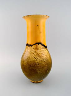 Svend Hammershøi for Kähler, Denmark. Large vase in glazed stoneware. Beautiful yellow: Title: Svend Hammershøi for Kähler, Denmark. Large vase in glazed stoneware. Beautiful yellow uranium glaze. 1930s / 40s.Brand: KählerAdditional Information: Svend Hammershøi for