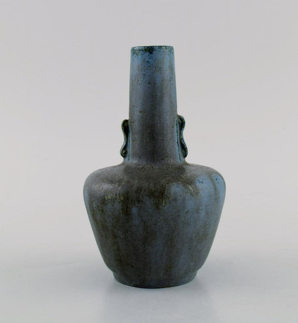 Arne Bang (1901-1983), Denmark. Vase in glazed ceramics. Beautiful glaze in shades of blue and (1 of 7)