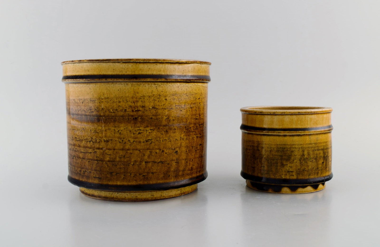 Nils Kähler (1906-1979) for Kähler. Two flower / herb pots in glazed stoneware. Beautiful (1 of 7)