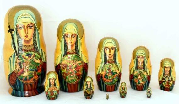 Matreshka: Matreshka. Traditional russian wooden nesting doll "Russian folk tales". Hand made, hand painted with artist’s signature. Sergiyev Posad, 10 pcs. Dimensions: 14 × 30 cm Reserve: $200.00 Shipping: D