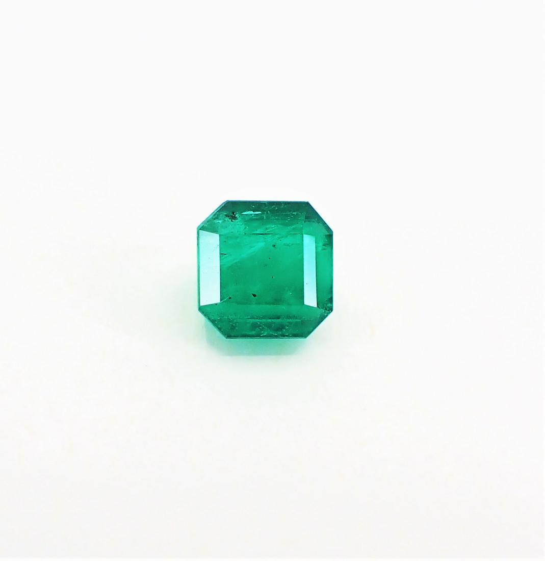 Emerald Certified - 2.60 ct (1 of 14)