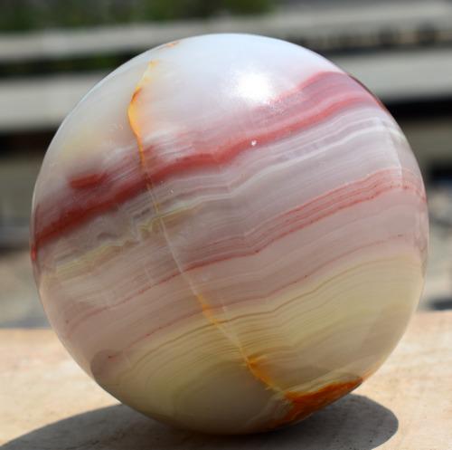 580 Grams Banded Onix Round Sphere ~ 73 MM (1 of 4)