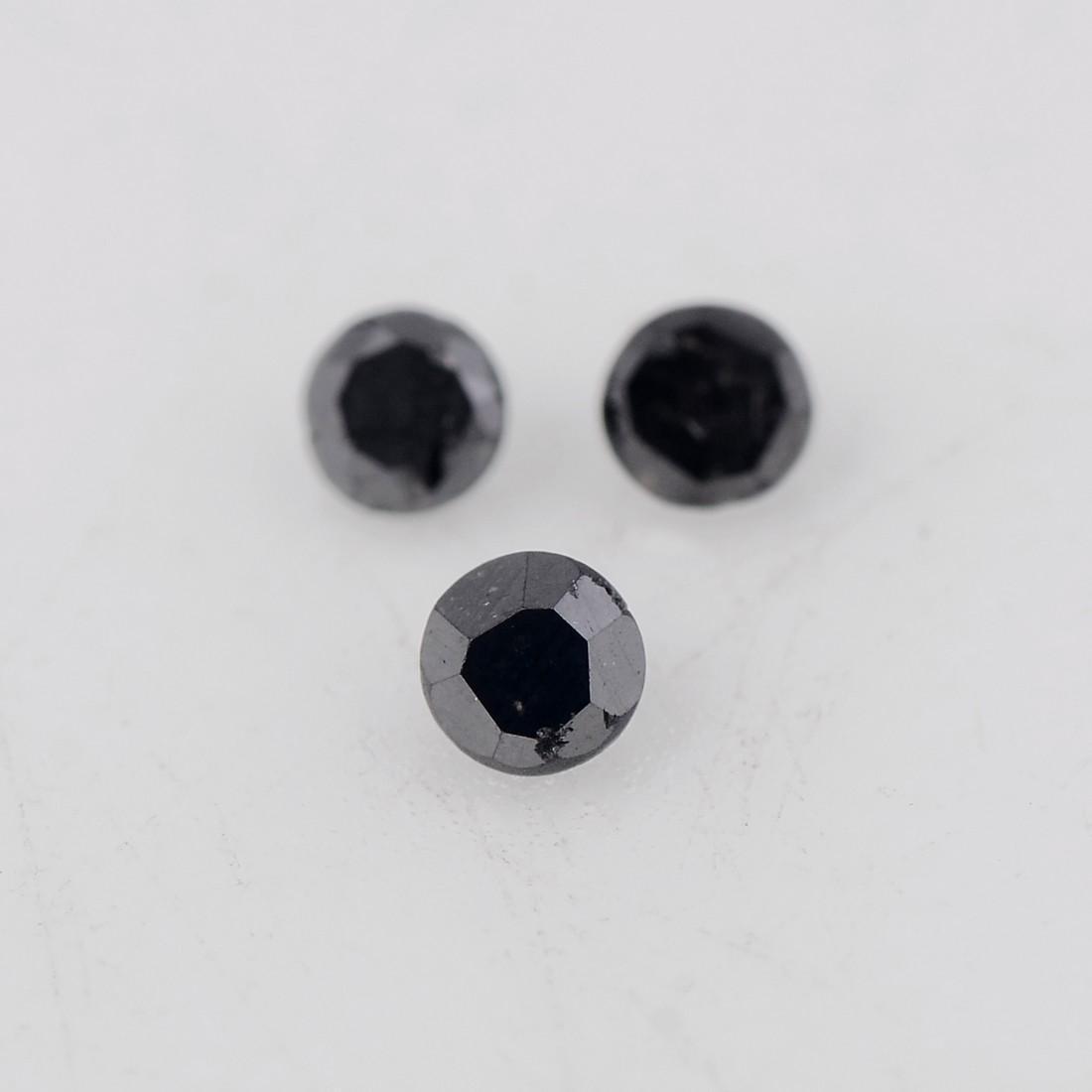 Round Shape Fancy Black Color 0.039 Carat Natural Diamond Loose Gemstone 3 Pieces: No Reserve! Title: Round Shape Fancy Black Color 0.039 Carat Natural Diamond Loose Gemstone 3 Pieces Additional Information: Specification of Gemstone Stone : Diamond Shape : Round Size : 1.5L x 1.5W 