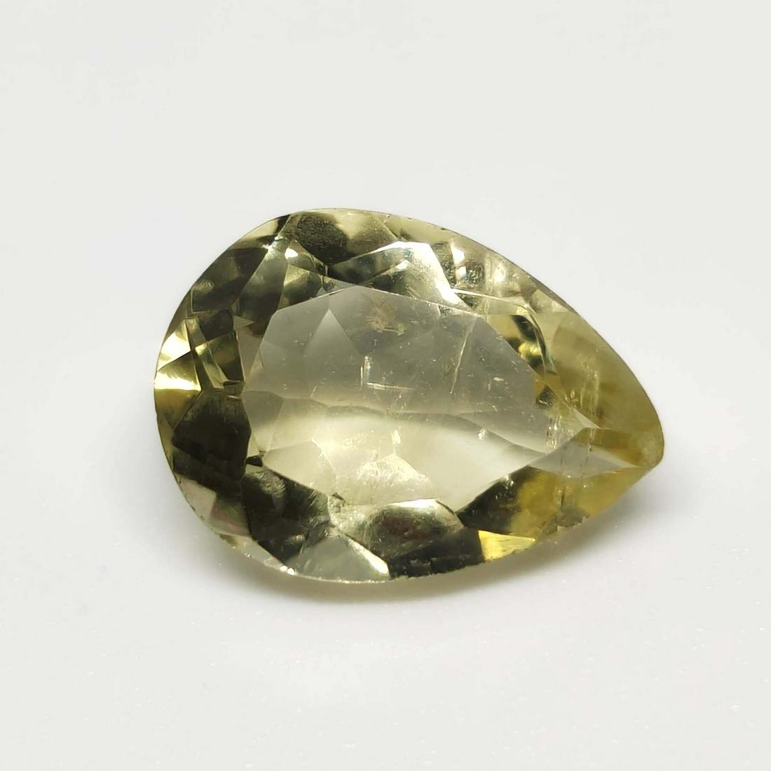 4.35 ct Natural Green Lemon Quartz: No Reserve! Title: 4.35 ct Natural Green Lemon Quartz Description: Gemstones: Natural Lemon Quartz Carat Weights: 4.35 ct Size/Dimensions: 14 x 10 x 6 mm Gemstone: Quartz Weight Unit: Ct Quantity: 1 <