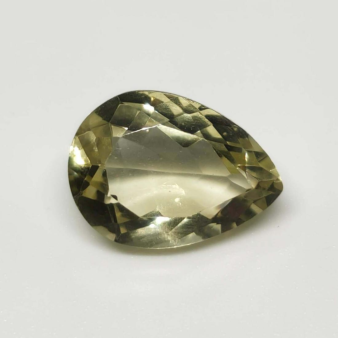 5.30 ct Natural Green Lemon Quartz: No Reserve! Title: 5.30 ct Natural Green Lemon Quartz Description: Gemstones: Natural Lemon Quartz Carat Weights: 5.30 ct Size/Dimensions: 14 x 10 x 6 mm Gemstone: Quartz Weight Unit: Ct Quantity: 1 <