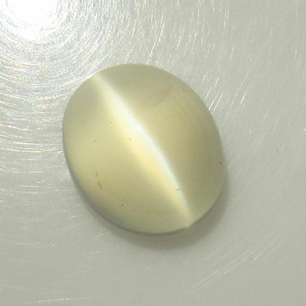 5.90 Ctw Natural Moonstone Oval Cab: No Reserve! Title: 5.90 Ctw Natural Moonstone Oval Cab Stone Clarity: Semi-Transparent Gemstones: Moonstone Carat Weights: 5.9 Size/Dimensions: 12.00 x 10.00 x 7.80 mm Additional Information: Nice Ova