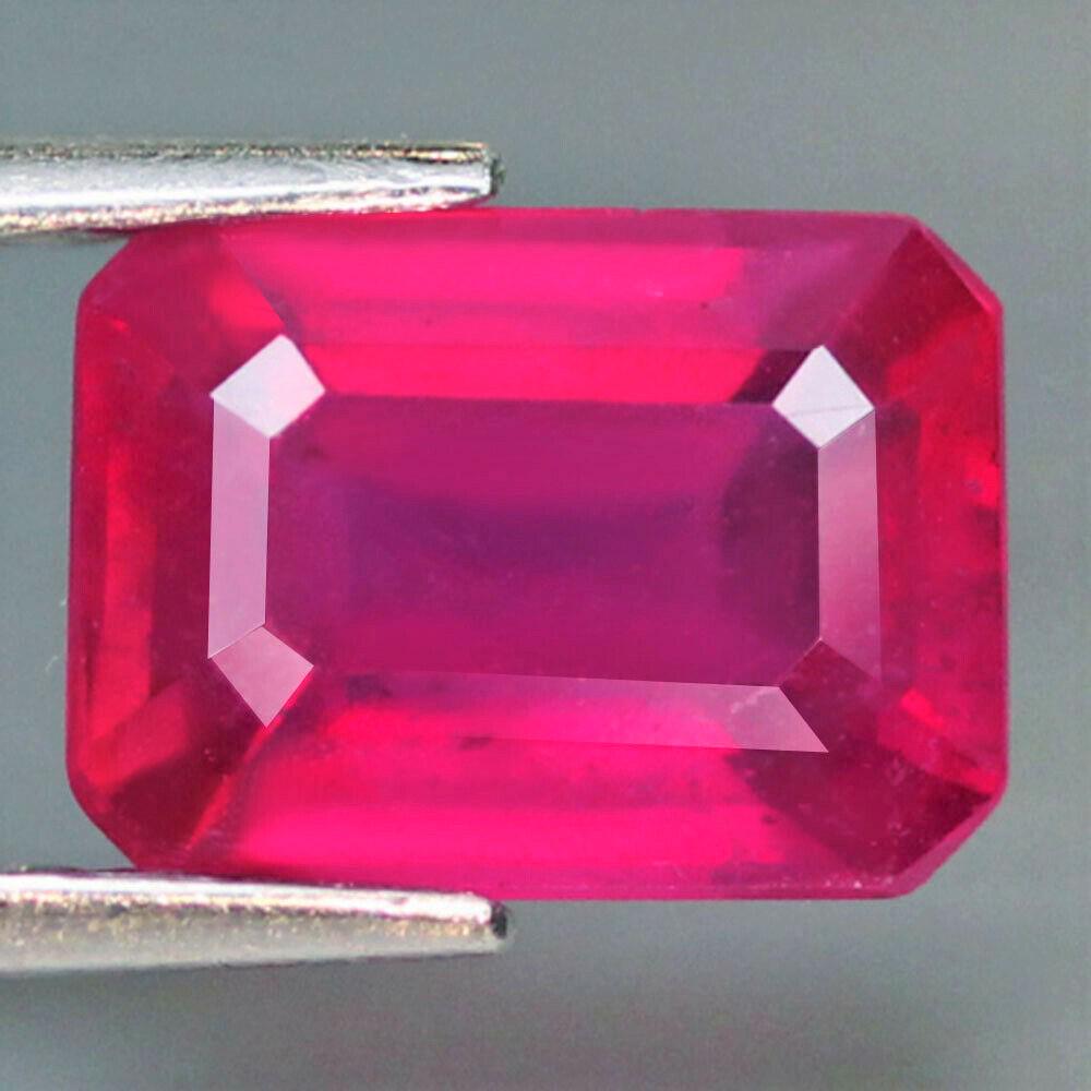 3,21 cts Natural Octagon Pink Red ruby (1 of 3)