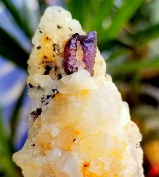 40 Gram Beautiful Ruby Corundom Specimen From Skardu pakistan (1 of 8)