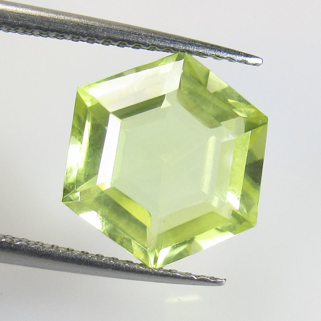 4.84 Ctw Natural Lemon Quartz Hexagon Cut: No Reserve! Title: 4.84 Ctw Natural Lemon Quartz Hexagon Cut Stone Clarity: VVS Gemstone: Natural Lemon Quartz Carat/Weights: 4.84 Size/Dimension: 11.00 x 11.00 x 6.70 mm Additional Information: Top C