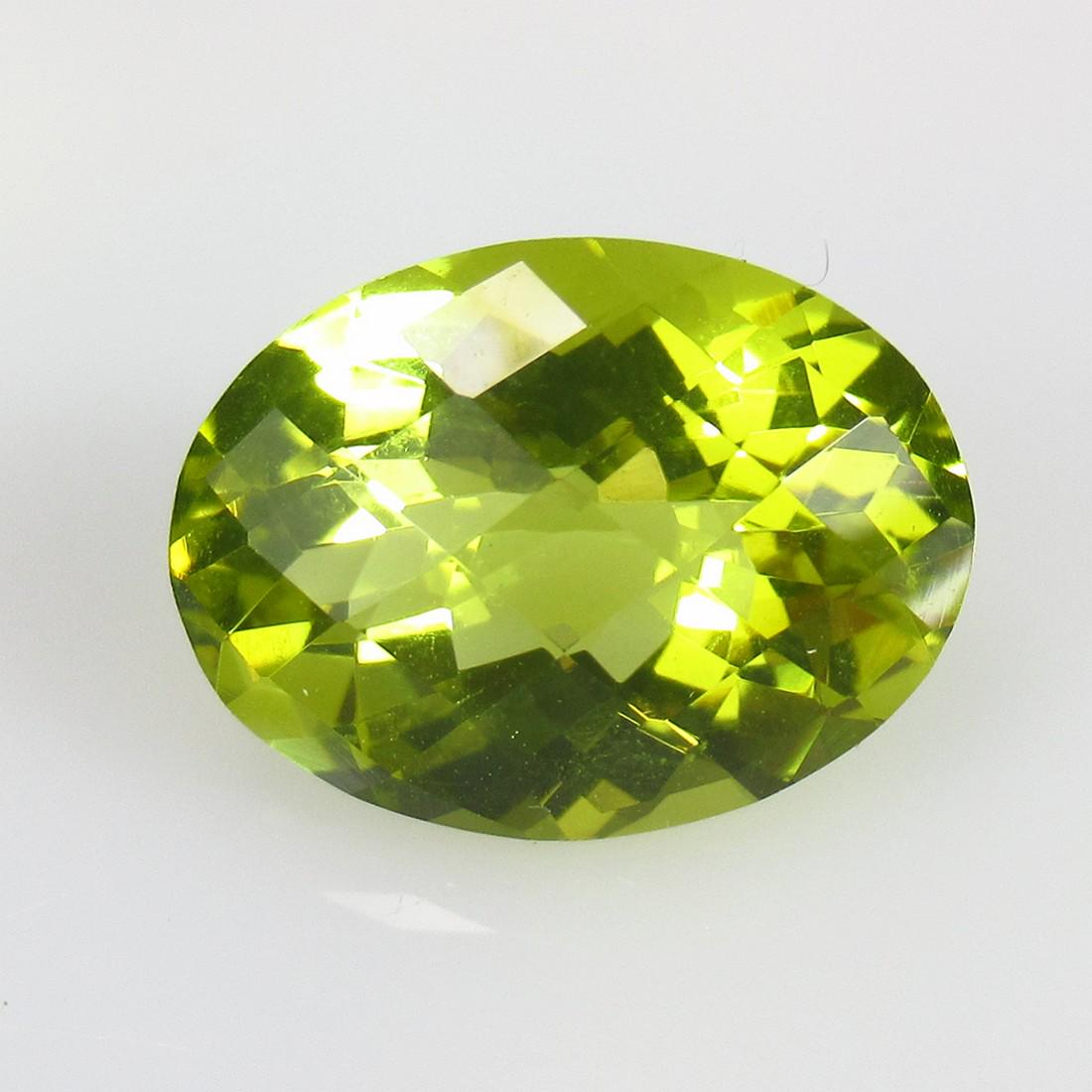 8.58 Ctw Natural Lemon Quartz Oval Cut: No Reserve! Title: 8.58 Ctw Natural Lemon Quartz Oval Cut Stone Clarity: VVS Gemstone: Natural Lemon Quartz Carat/Weights: 8.58 Size/Dimension: 16.10 x 12.10 x 8.80 mm Additional Information: Top Clas