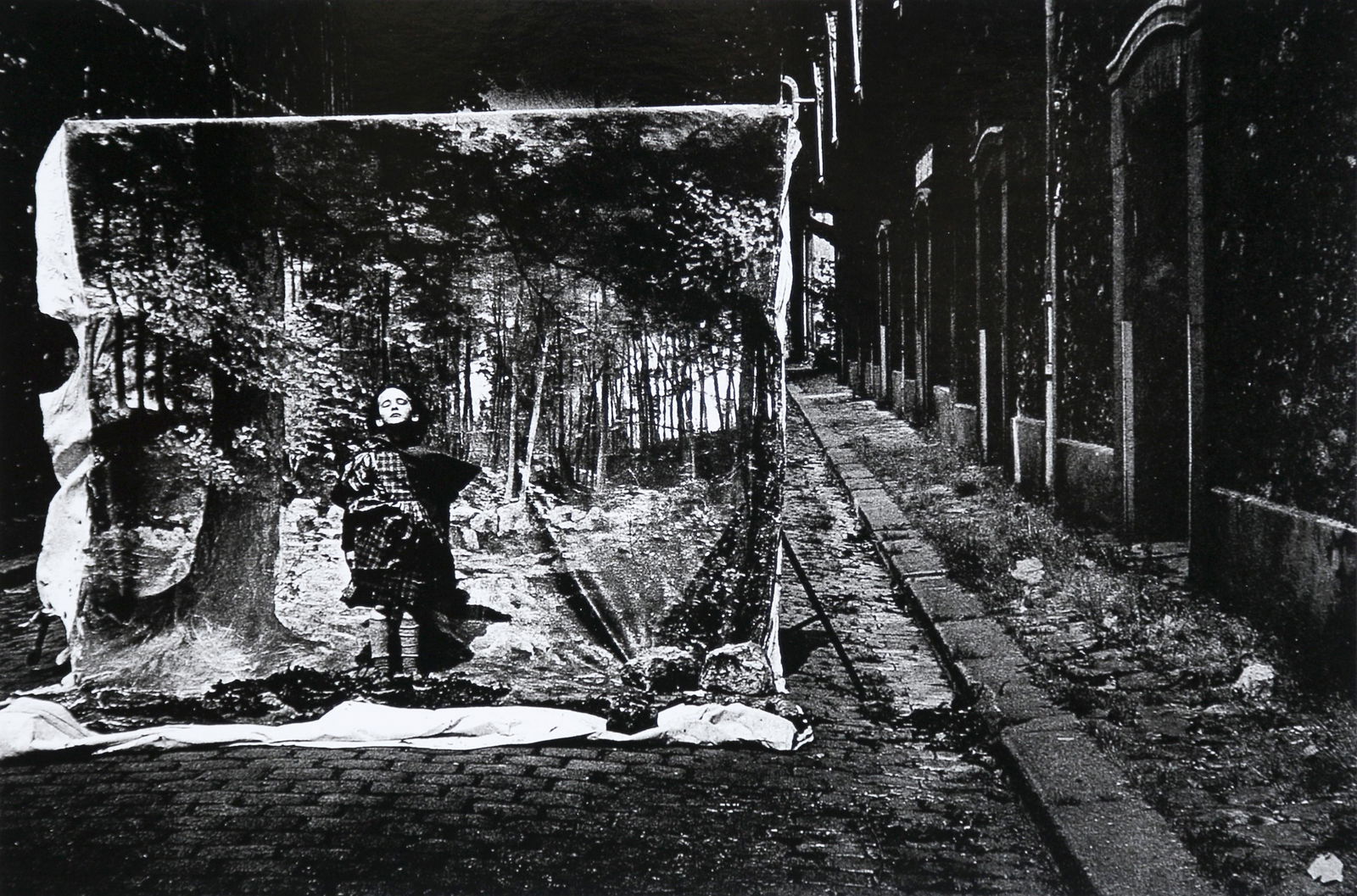 Sarah Moon: Morgan.1983: Artist: Sarah Moon Title: Morgan.1983 Date: 2008 Medium: High Quality Photo Litho Print with Copyright Sarah Moon Print Origin: Printed in Italy - Portfolio Edition by Corriere della Sera Dimensions: