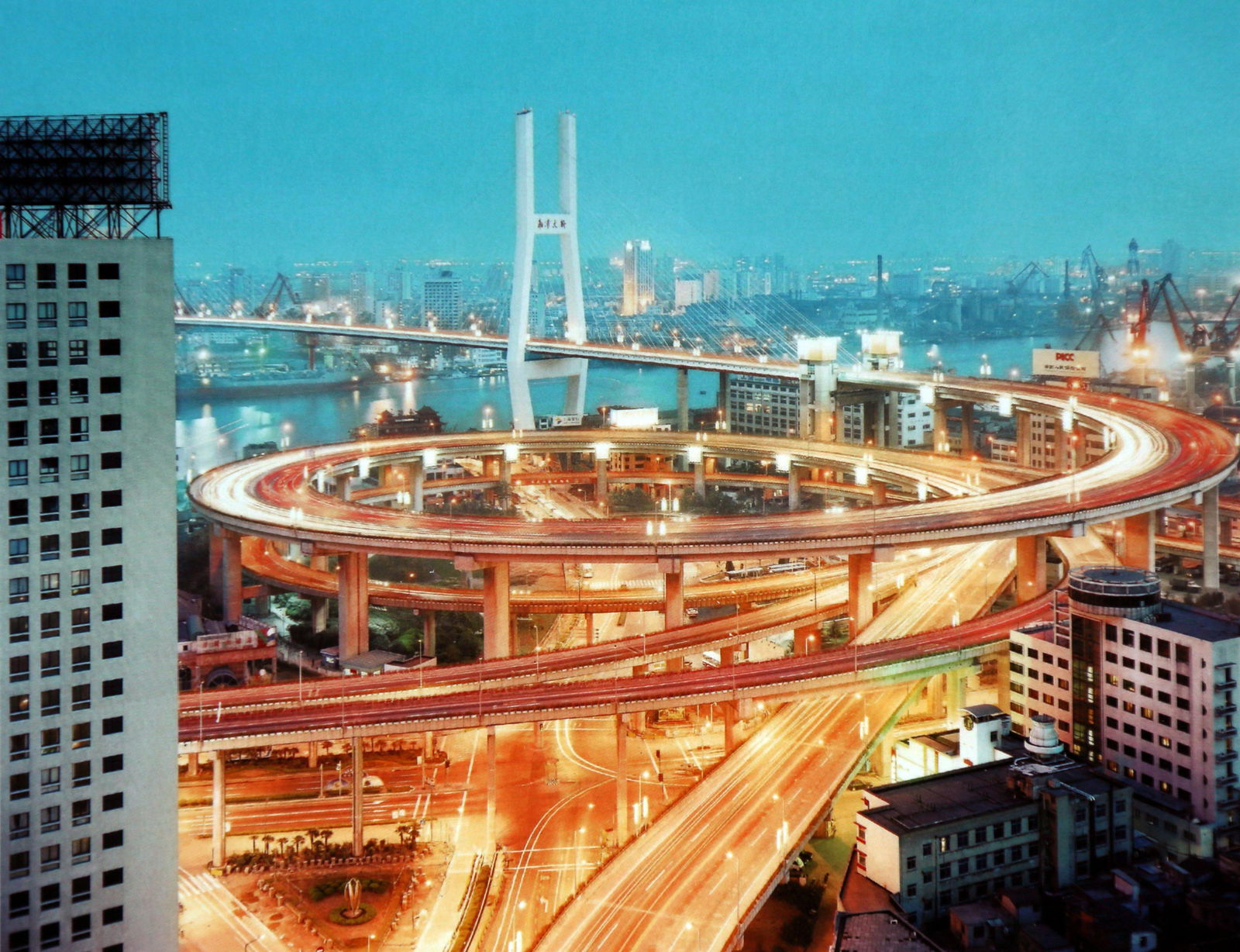 Peter Bialobrzeski: Shanghai 2001 (1 of 1)