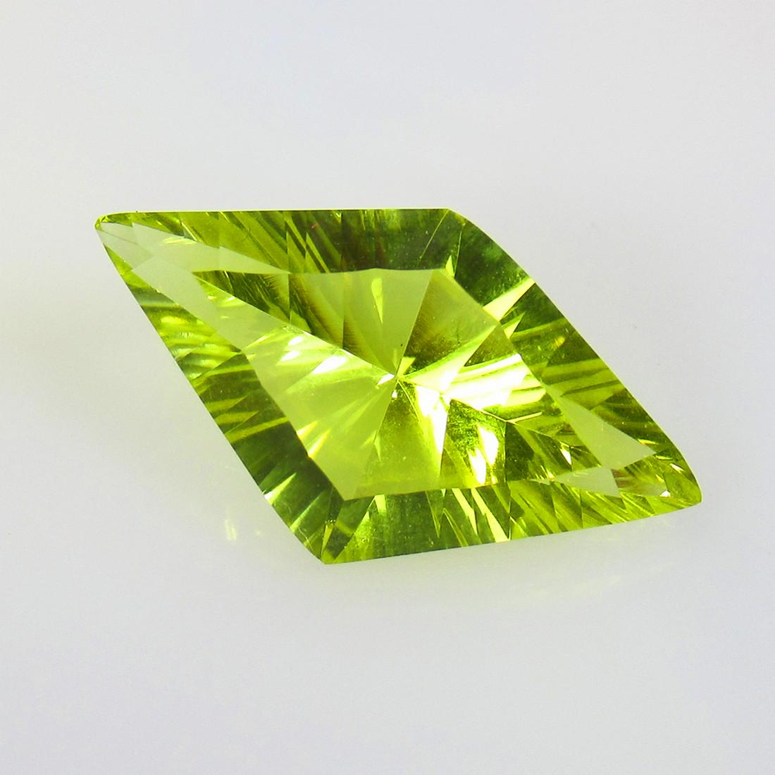 6.35 Ctw Natural Lemon Quartz Fancy Concave Cut: No Reserve! Title: 6.35 Ctw Natural Lemon Quartz Fancy Concave Cut Stone Clarity: VVS Gemstone: Natural Lemon Quartz Carat Weights: 6.35 Size/Dimensions: 20.80 x 11.50 x 7.00 mm Additional Info: Good 
