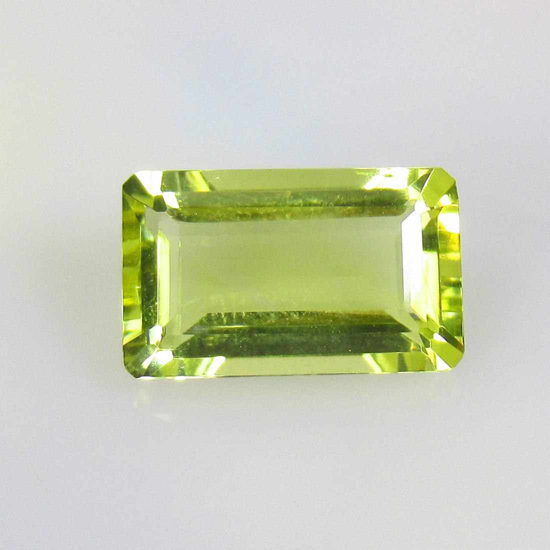 4.93 Ctw Natural Lemon Quartz Octagon Cut: No Reserve! Title: 4.93 Ctw Natural Lemon Quartz Octagon Cut Stone Clarity: VVS Gemstone: Natural Lemon Quartz Carat Weights: 4.93 Size/Dimensions: 13.80 x 8.50 x 5.60 mm Additional Info: Good Luster 