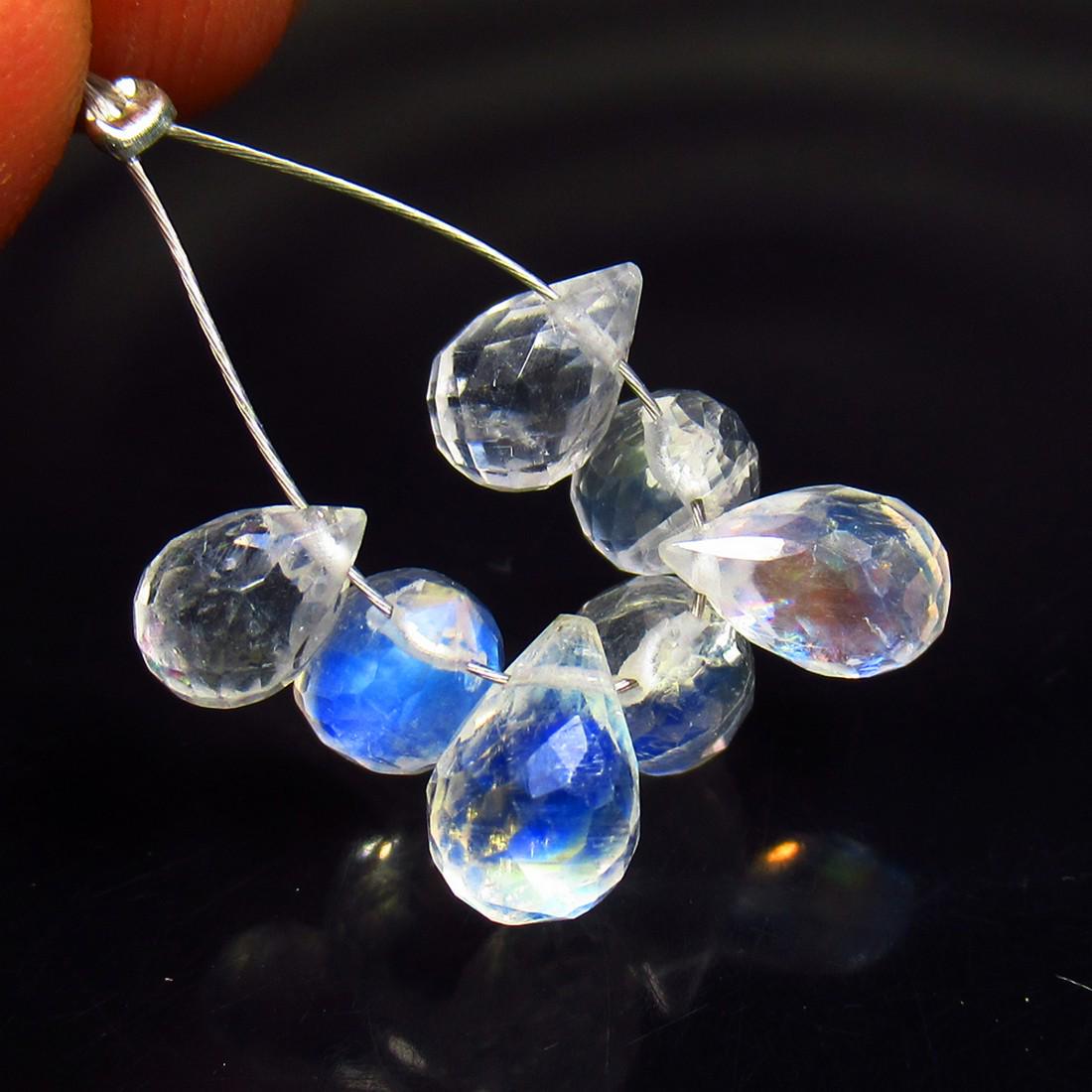 8.40 Ctw Natural 7 Blue Moonstone Pear Drop Beads: No Reserve! Title: 8.40 Ctw Natural 7 Blue Moonstone Pear Drop Beads Stone Clarity: Translucent Gemstone: Natural Moonstone Beads Carat Weights: 8.40 Size/Dimensions: 7.0x4.7 - 8.6x5.7 mm / 7 Pc's Add