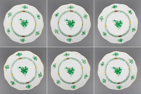 Set of Six Herend Chinese Bouquet Green Dessert Plates #519/AV: Set of Six Herend Chinese Bouquet Green Dessert Plates Manufacturer: Herend Porcelain Manufactory (Hungary) Quality: Handpainted, 1st class Pattern: Chinese Bouquet Green (AV) Condition: Pre-own