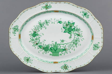 Herend Indian Basket Green Oval Service Platter #102/FV: Herend Indian Basket Green Oval Service Platter Manufacturer: Herend Porcelain Manufactory (Hungary) Quality: Handpainted, 1st class Pattern: Indian Basket Green (FV) Condition: Pre-owned, in