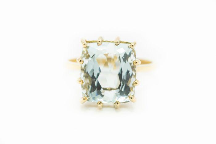 Julius Cohen Estate Yellow Gold and Aquamarine Ring: Title: Julius Cohen Estate Yellow Gold and Aquamarine Ring Description: Julius Cohen Estate Yellow Gold and Aquamarine Ring; 14k yellow gold; 3.3dwt/5.14g; 1 center aquamarine 8.20cts; Ring Size 8 1/4
