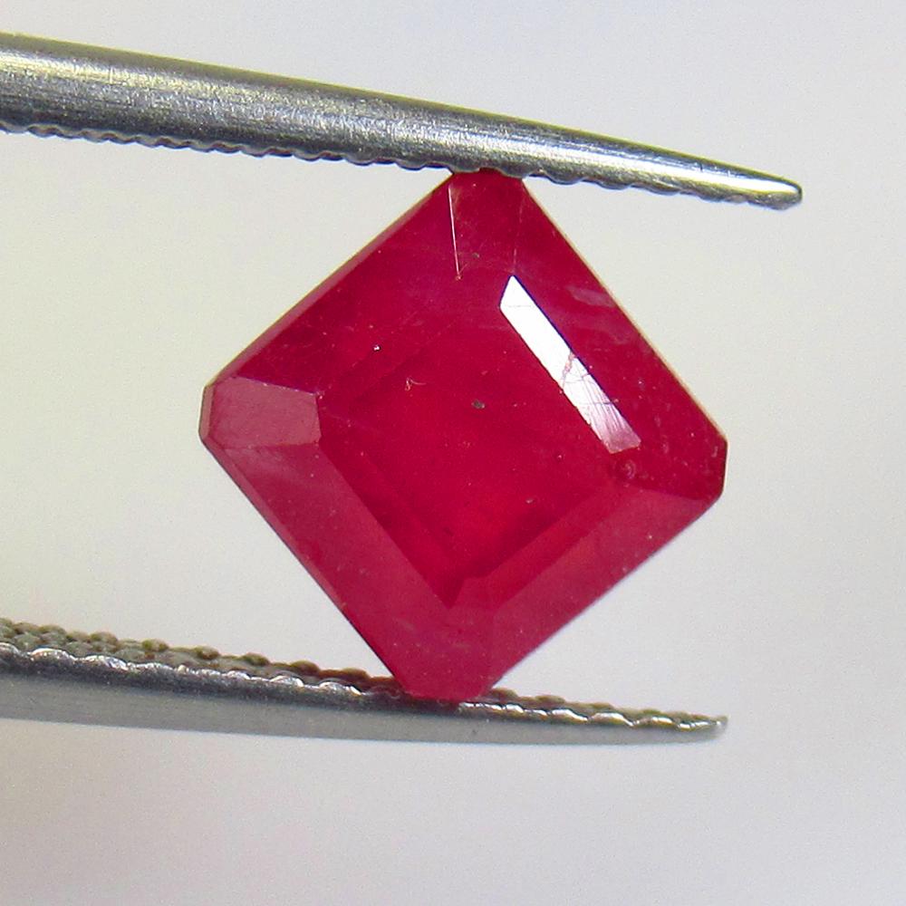 3.58 Ctw Natural Mozambique Red Ruby Octagon Cut (1 of 2)
