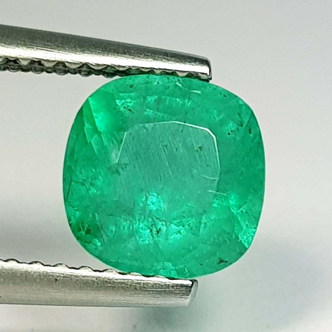 1.67 ct Natural Emerald (1 of 6)