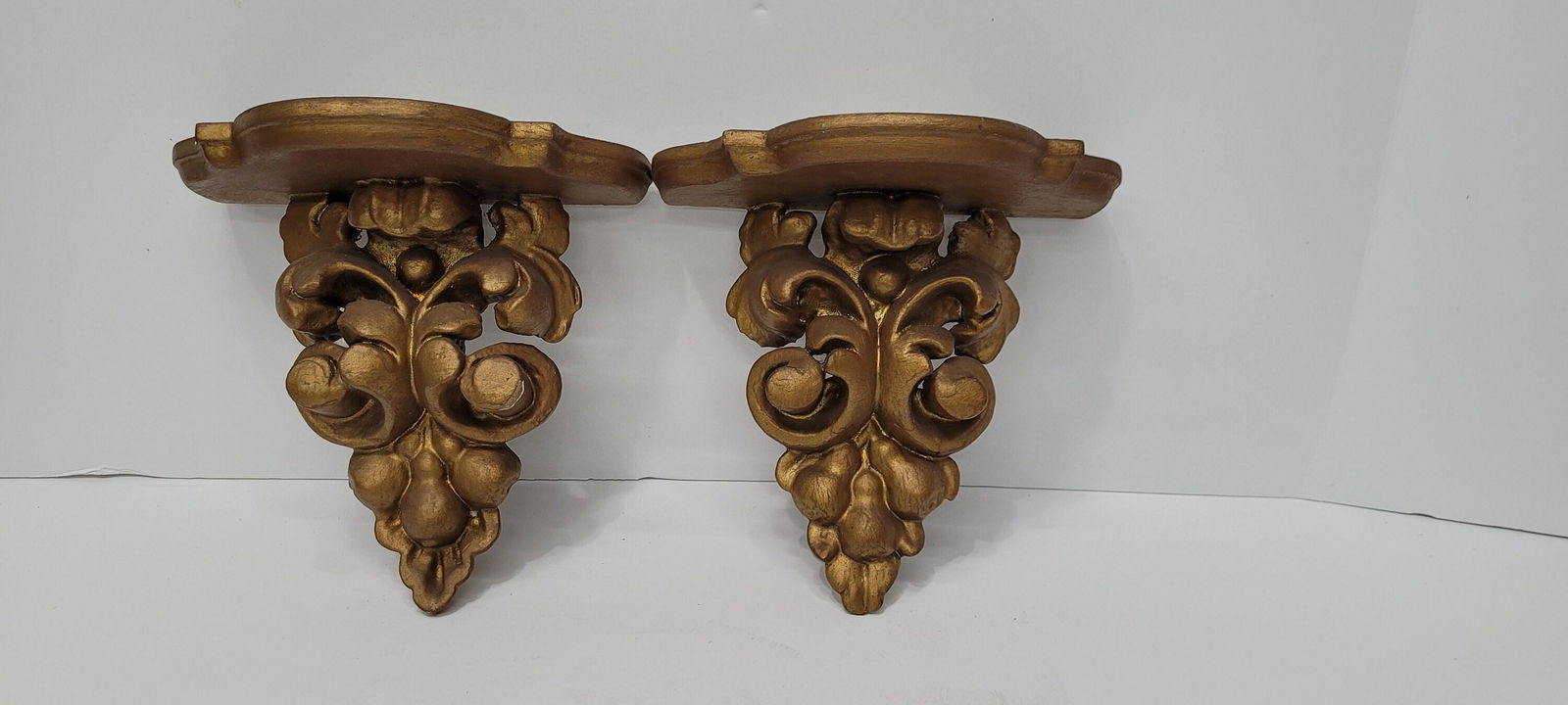 Vintage Pair Wall Sconce Shelves Gold Gilt Wood Hand Craved Rococo Style Home Decor Display (1 of 6)
