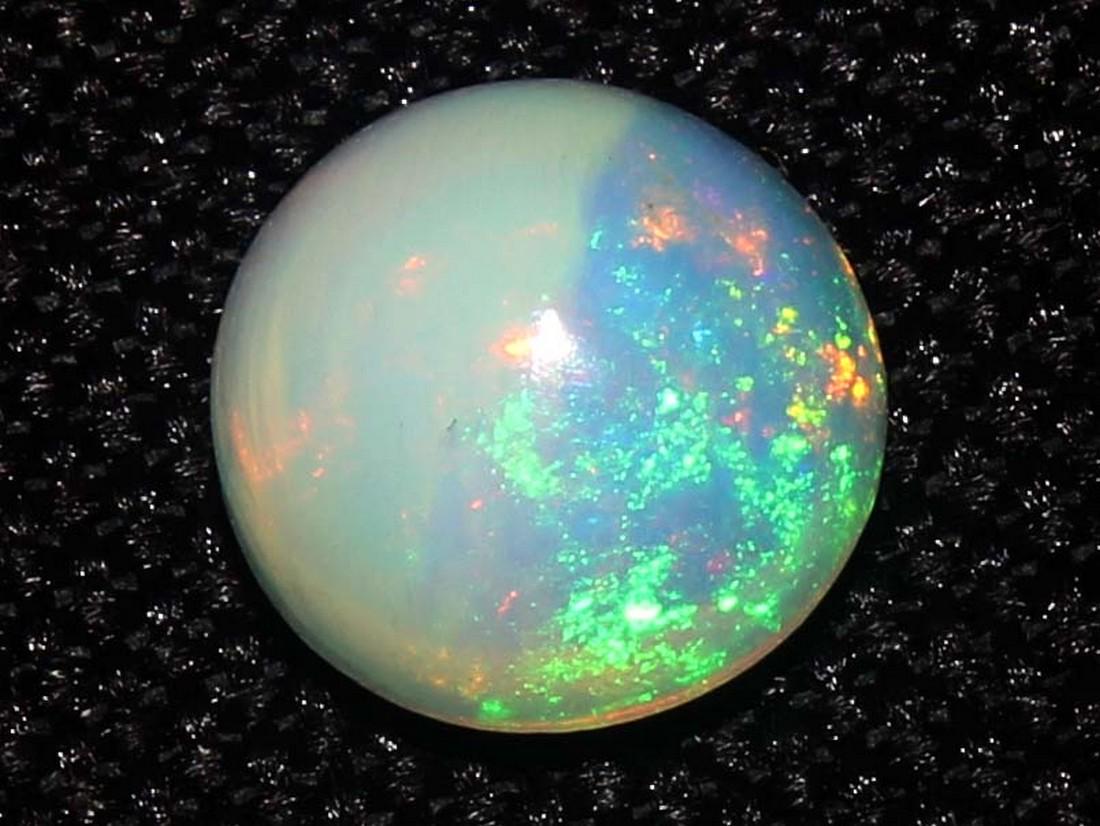 1.62 cts Natural Opal (1 of 2)