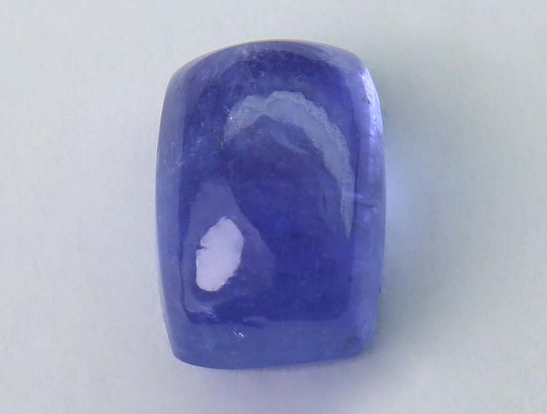 1.94 cts Natural Tanzanite: No Reserve! Gemstone : Natural Tanzanite Shape and cut : Pear Cut Weight : 1.94 carats Measurements : 10x7 mm Colour : Violite Transprancy : Transparent Treatment : No Treatment Origin : India Clarity