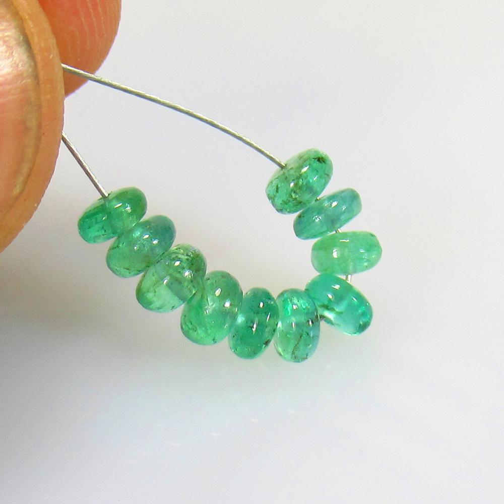 2.45 Ct Natural 10 Emerald Round Beads (1 of 2)