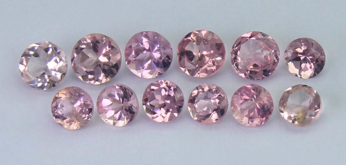 1.01 Cts Natural Tourmaline Lot: No Reserve! Gemstone : Natural Tourmaline Variety : Natural Rubellite Tourmaline Origin : Afghanistan Weight : 1.01 carats Dimensions : 3.17x3.01x1.06 mm - 2.63x2.55x1.70 mm Shape : Round Cut Number o