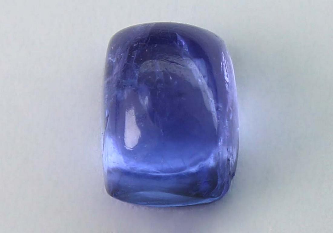 1.33 cts Natural Tanzanite: No Reserve! Gemstone : Natural Tanzanite Shape and cut : Rectengular Cut Weight : 1.33 carats Measurements : 6.60x4.80x3.80 mm Colour : Voilite Transprancy : Transparent Treatment : No Treatment Origi