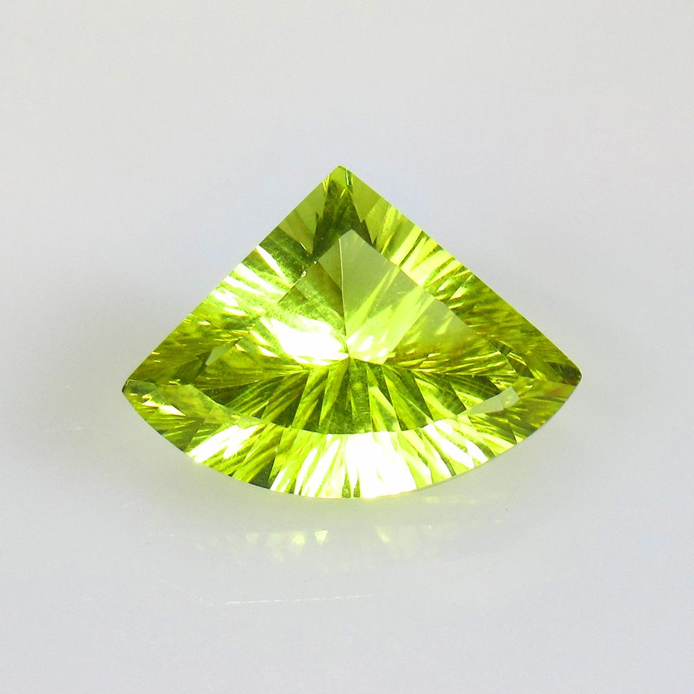 7.70 Ctw Natural Lemon Quartz Concave Cut: No Reserve! Title: 7.70 Ctw Natural Lemon Quartz Concave Cut Stone Clarity: Transparent Gemstones: Natural Lemon Quartz Carat Weights: 7.7 Size/Dimensions: 17.90 x 13.10 x 8.30 mm Additional Informati
