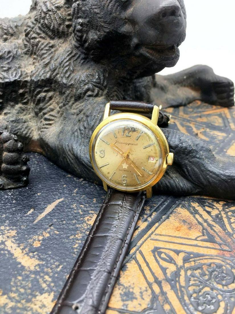 Komandirskiye vintage men wrist watch / Russian antique unisex USSR watches: Materials Band material: Leather Gold, Stainless steel Komandirskiye vintage men wrist watch. Russian antique unisex white USSR watches. Mens watch. Vintage watch. Military watch. Mens Wrist Watch. Wa