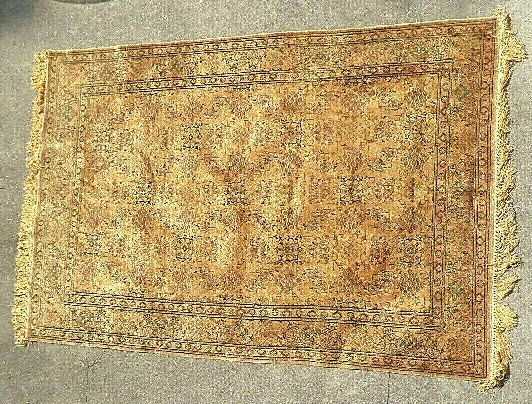 fine antique hand knotted pure silk oriental design rug 49" x 73" (1 of 12)