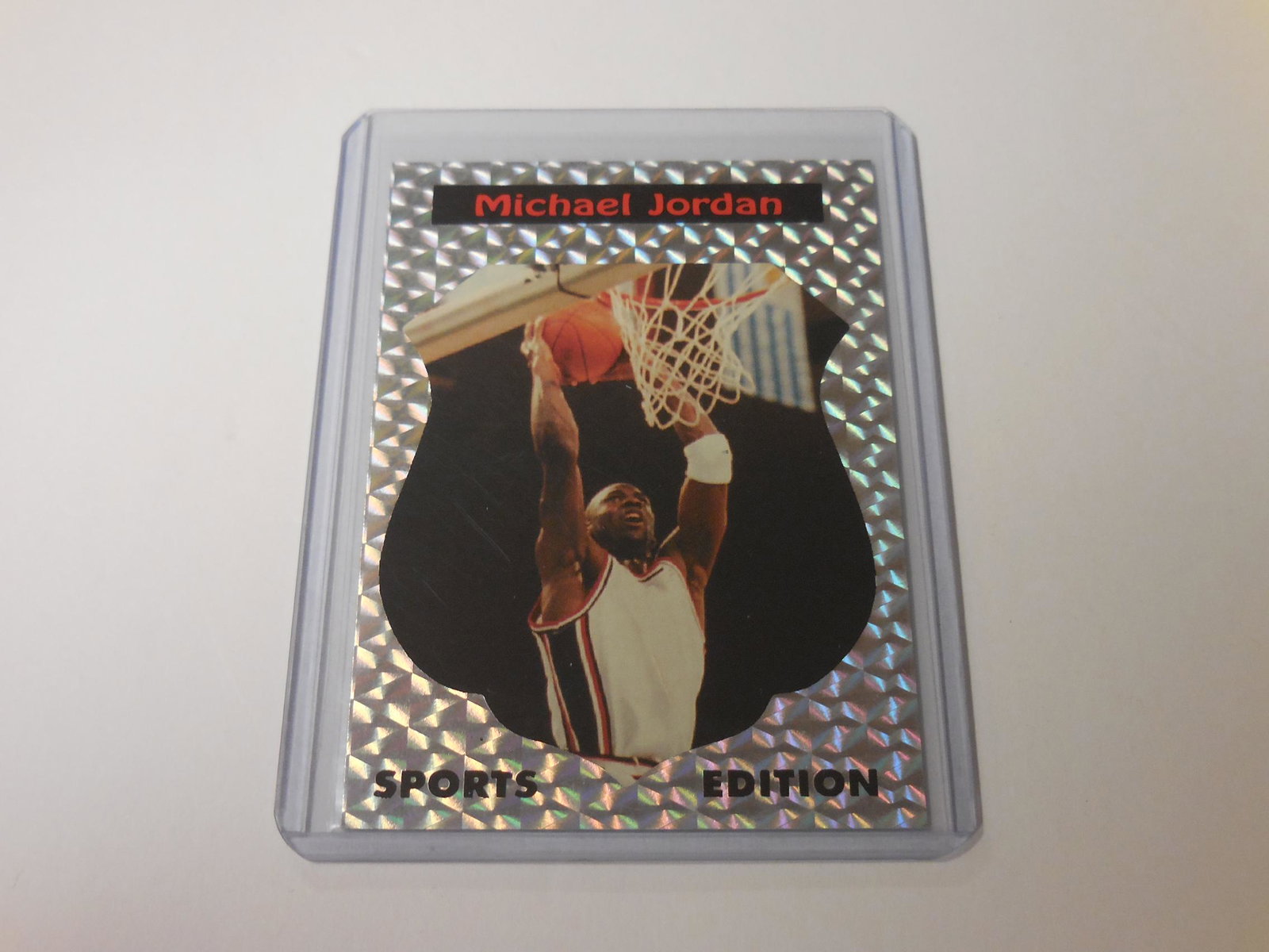 1993 SE MICHAEL JORDAN PROMO HOLO: 1993 SPORTS EDITION MICHAEL JORDAN DUNKING HOLOFOIL CHICAGO BULLS RARE PROMOTION CARD THIS IS A WONDERFUL CARD FOR ANY COLLECTOR! PLEASE VIEW THE PHOTO(S) TO HELP DETERMINE THE CONDITION OF THIS ITEM 