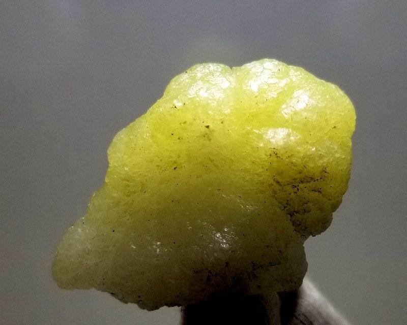 45 Grams Very Beautiful natural Light yellow Bubble Brucite Crystal Specimen From Baluchistan (1 of 7)