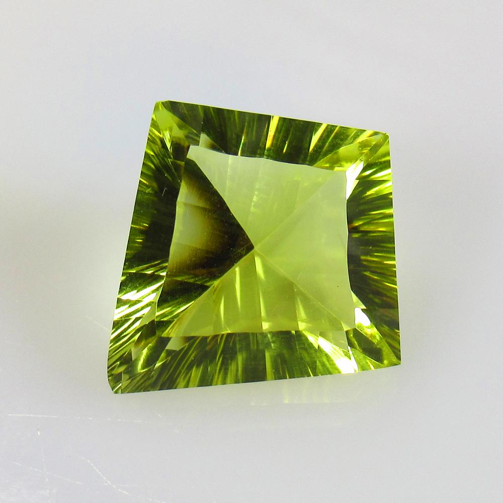 9.85 Ctw Natural Lemon Quartz Concave Cut: No Reserve! Title: 9.85 Ctw Natural Lemon Quartz Concave Cut Stone Clarity: VVS Gemstones: Natural Lemon Quartz Carat Weights: 9.85 Size/Dimensions: 18.60 x 17.70 x 8.70 mm Additional Information: Top