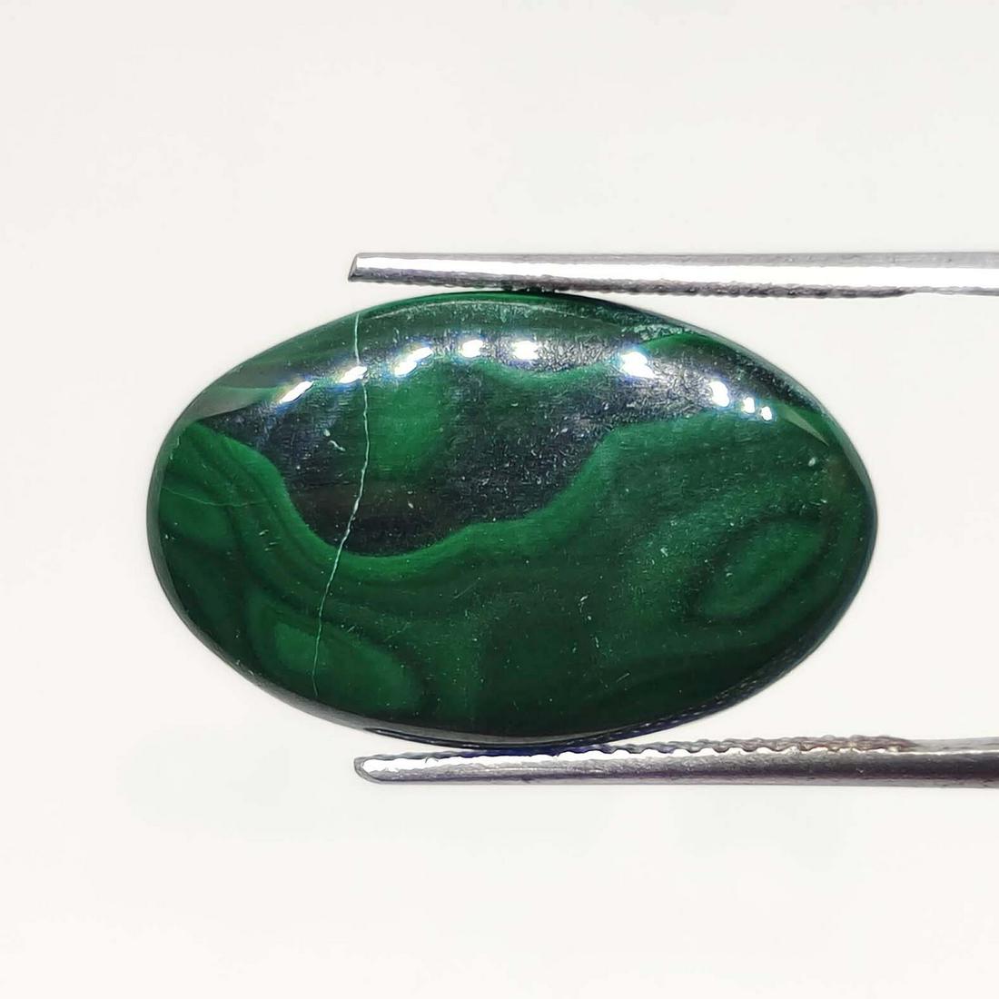 12.50 ct Natural Malachite: No Reserve! Title: 12.50 ct Natural Malachite Additional Information: Gemstones: Malachite Carat Weights: 12.50 ct Size/Dimensions: 21 X 13 X 3.6 mm Materials & Techniques: Malachite Shipping: Domesti