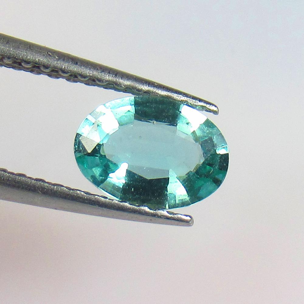 0.57 Ctw Natural Zambian Emerald Oval Cut (1 of 2)