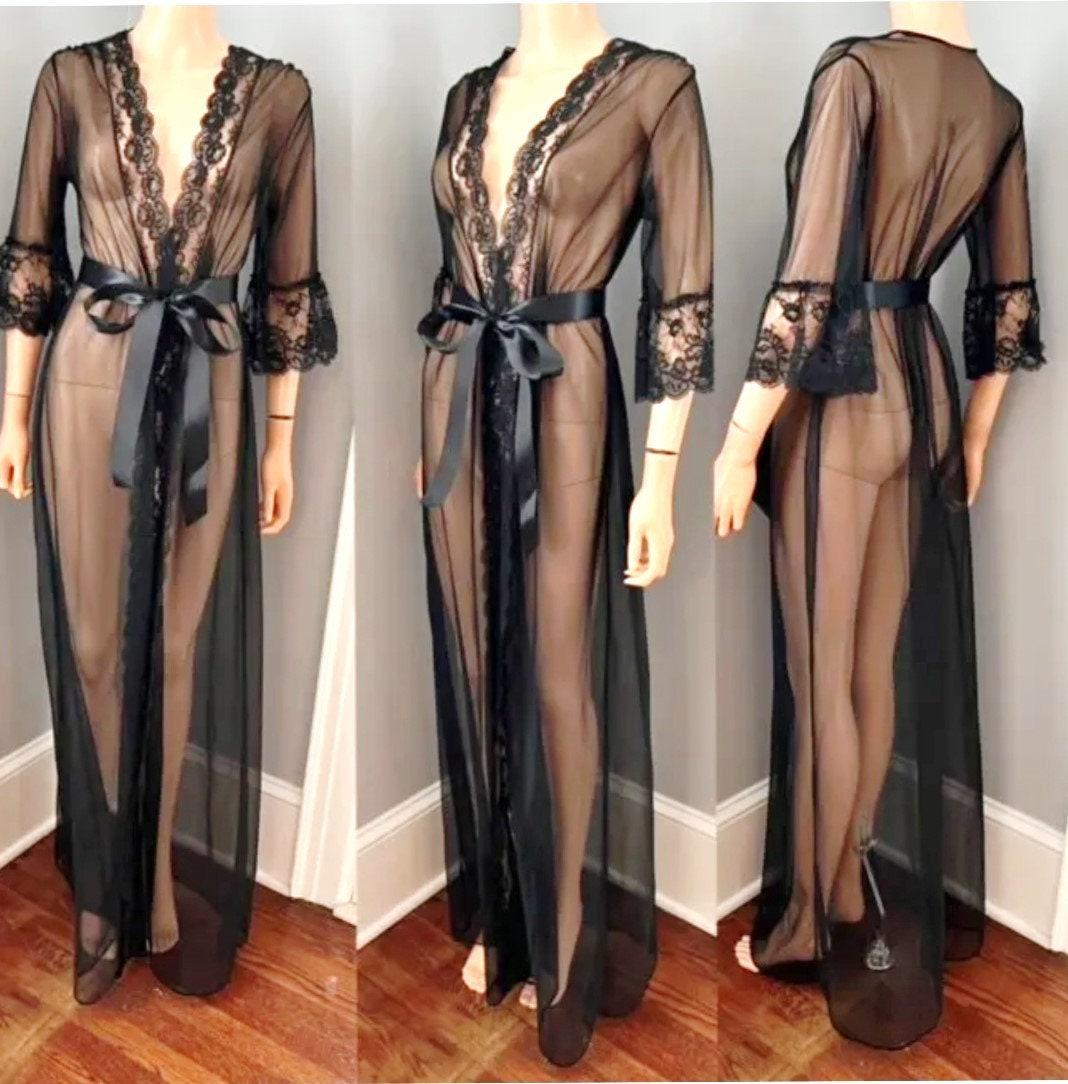 Vtg Peignoire MaxiRobe Lace Trim Satin Ribbon sash Belt: Vintage from the 1980s Materials: Chiffon Peignoire, Robe, lace, Ribbon Belt, Nylon, Lingerie Size: m us women's letter Description Stunning Peignoier Robe with Lace trim and Satin Ribbon Sash Belt In