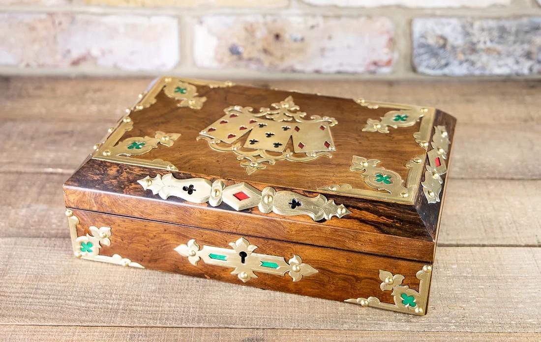 Olive Games Box High Quality 1880 (1 of 9)