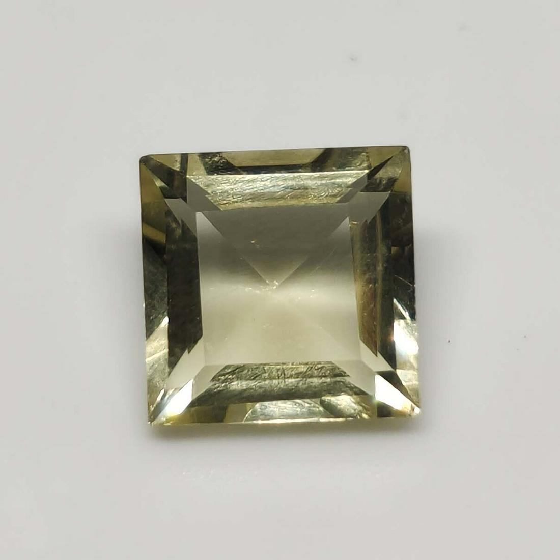2.25 ct Natural Green Lemon Quartz: No Reserve! Gemstones: Natural Lemon Quartz Carat Weights: 2.25 ct Size/Dimensions: 8 x 8 x 5 mm Shipping: Domestic: Flat-rate of $7.00 to anywhere within the contiguous U.S. International: Foreign sh
