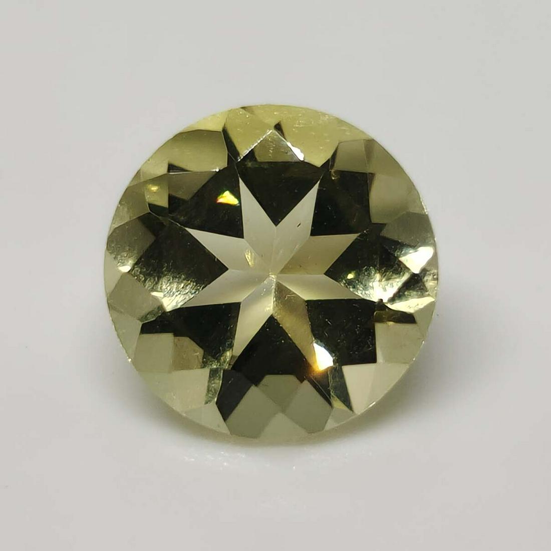3.30 ct Natural Green Lemon Quartz: No Reserve! Gemstones: Natural Lemon Quartz Carat Weights: 3.30 ct Size/Dimensions: 10 x 10 x 6 mm Shipping: Domestic: Flat-rate of $7.00 to anywhere within the contiguous U.S. International: Foreign 