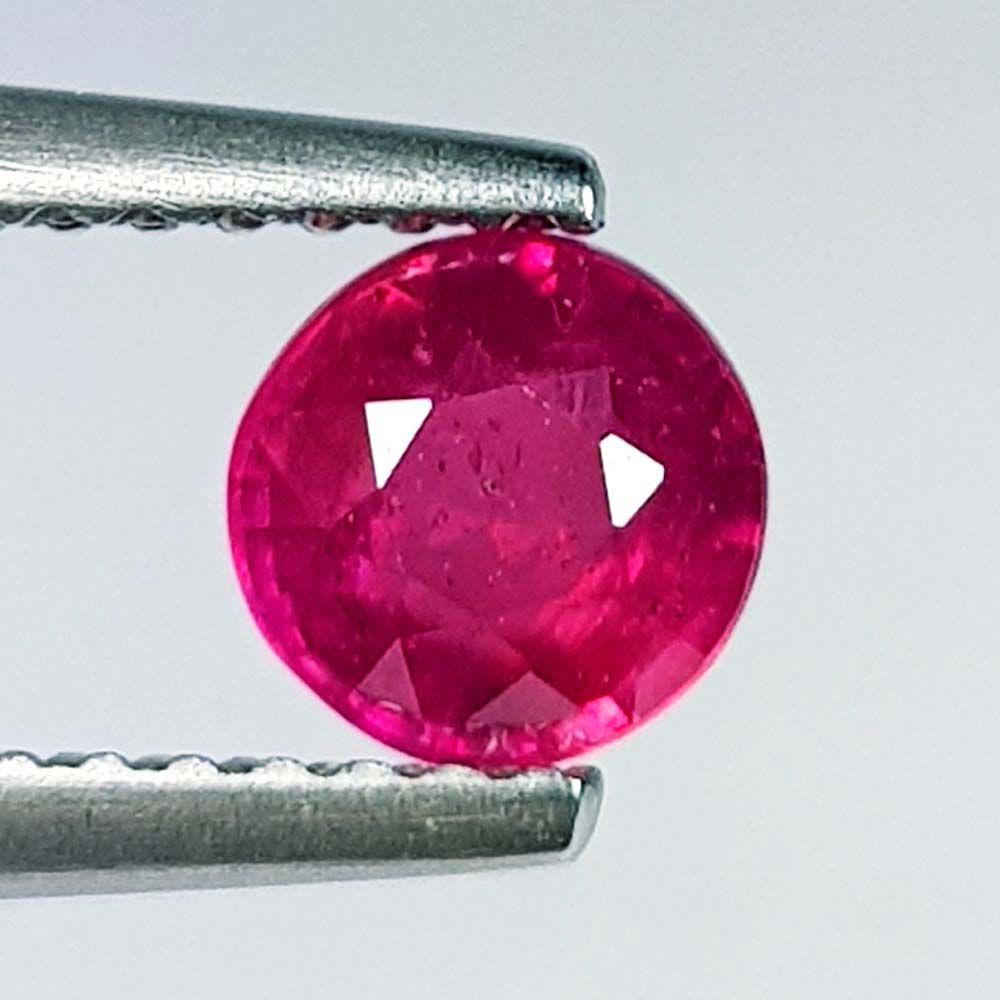 0.96 ctz Natural Ruby: No Reserve! Title: 0.96 ctz Natural Ruby Color/Clarity: Pinkis Red / VVS Gemstones: Ruby Carat Weights: 0.96 Size/Dimensions: 5.30 x 5.30 x 3.80 Additional Information: Round / Burma Shipping: Domes
